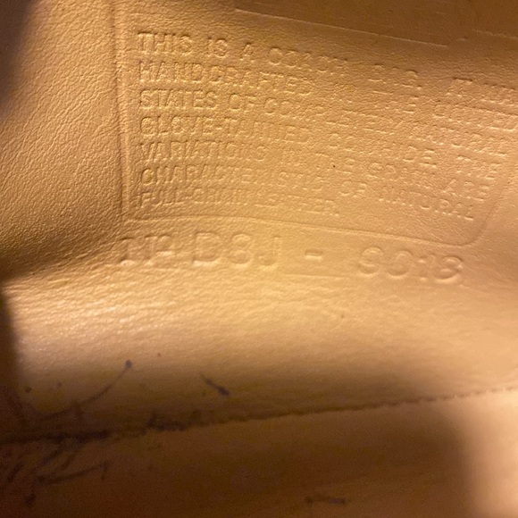 Coach Vintage Emmie. Gorgeous golden yellow color. - Picture 8 of 9